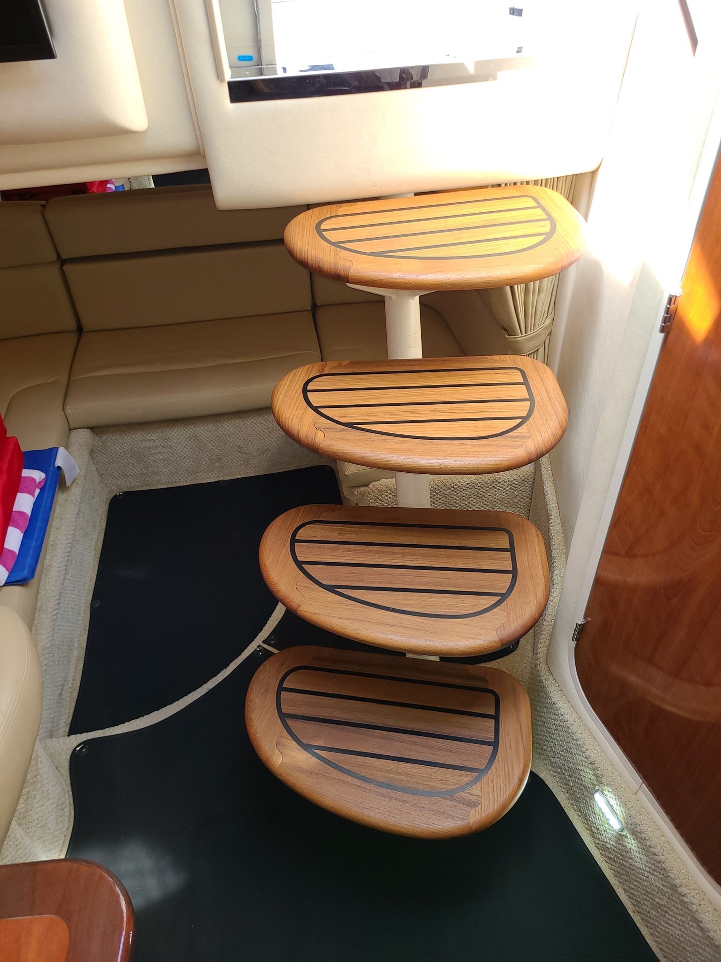 Sea Ray 320/340 Sundancer - Teak Steps (set of 4)